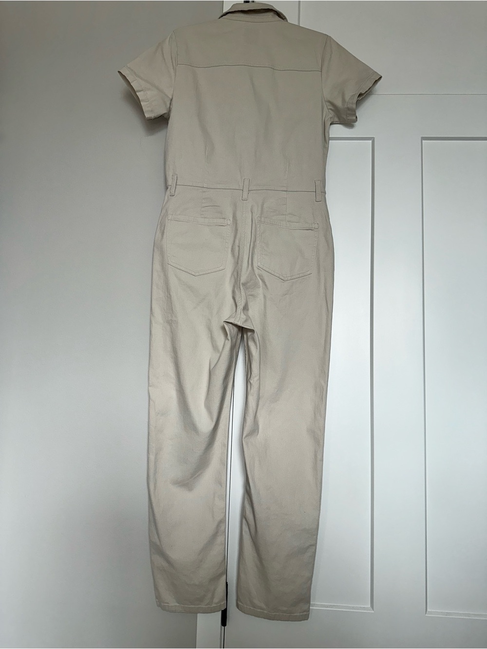 Celebrity Pink Short-Sleeve Utility Jumpsuit in Light Beige size L - Picture 2 of 10